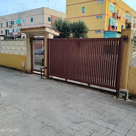 Dimora Nonna Lisa Apartamento Bríndisi