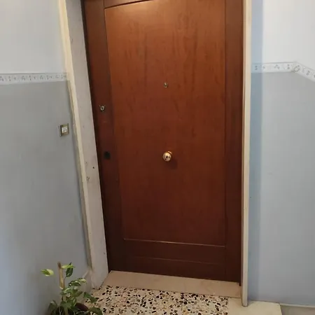 Dimora Nonna Lisa Apartamento Bríndisi
